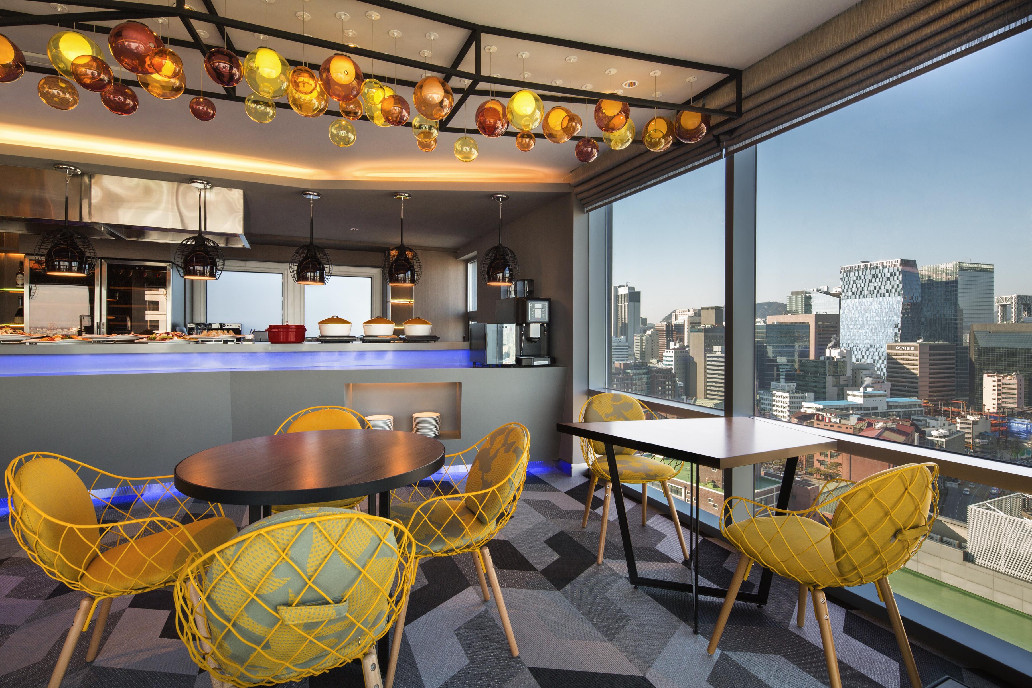 Ibis Styles Ambassador Seoul Myeong-Dong Hotel Exterior foto