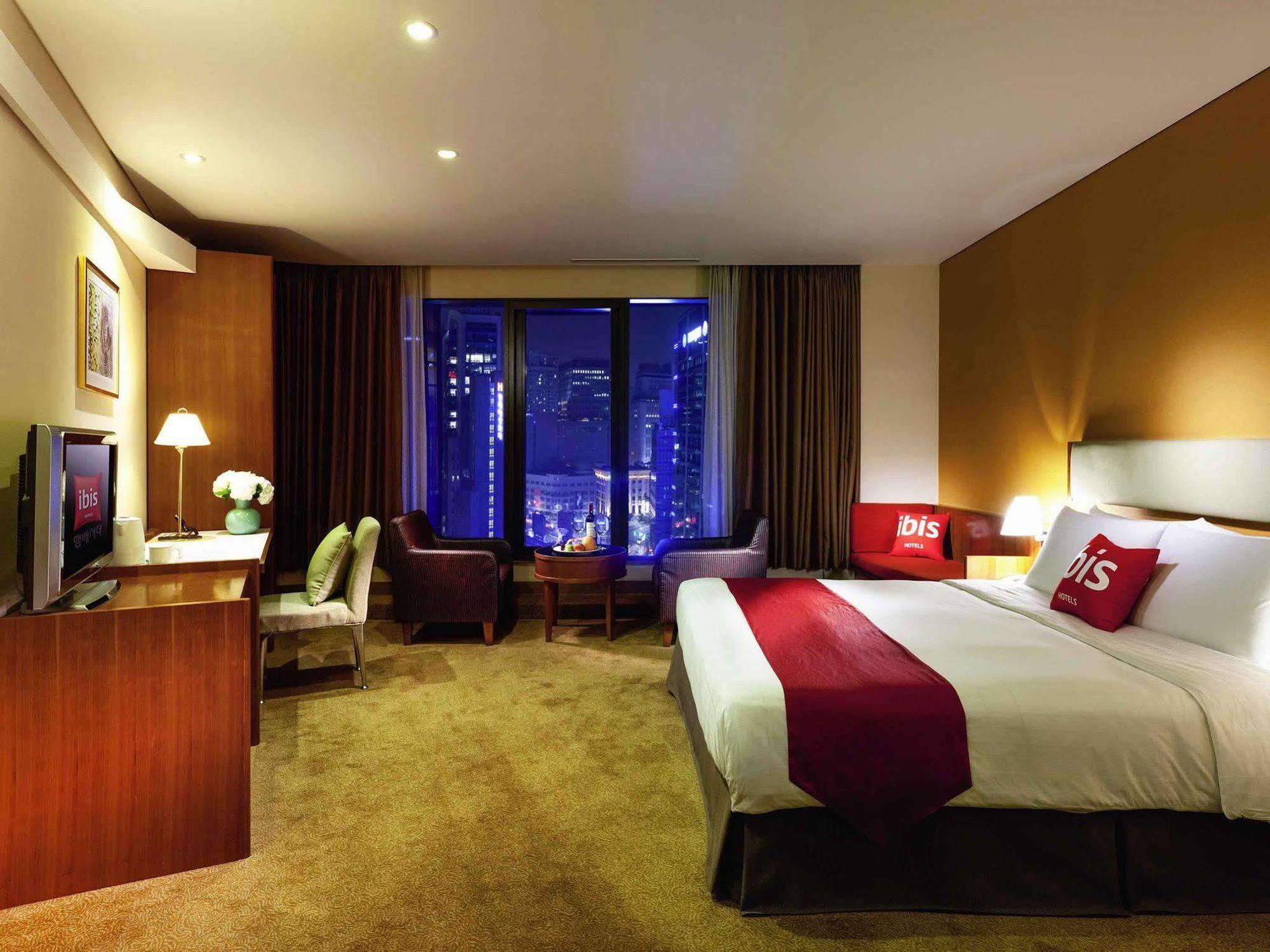 Ibis Styles Ambassador Seoul Myeong-Dong Hotel Exterior foto